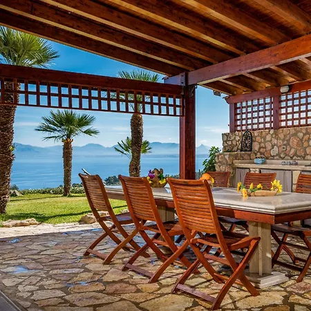 Villa Dimora Dello Zingaro
